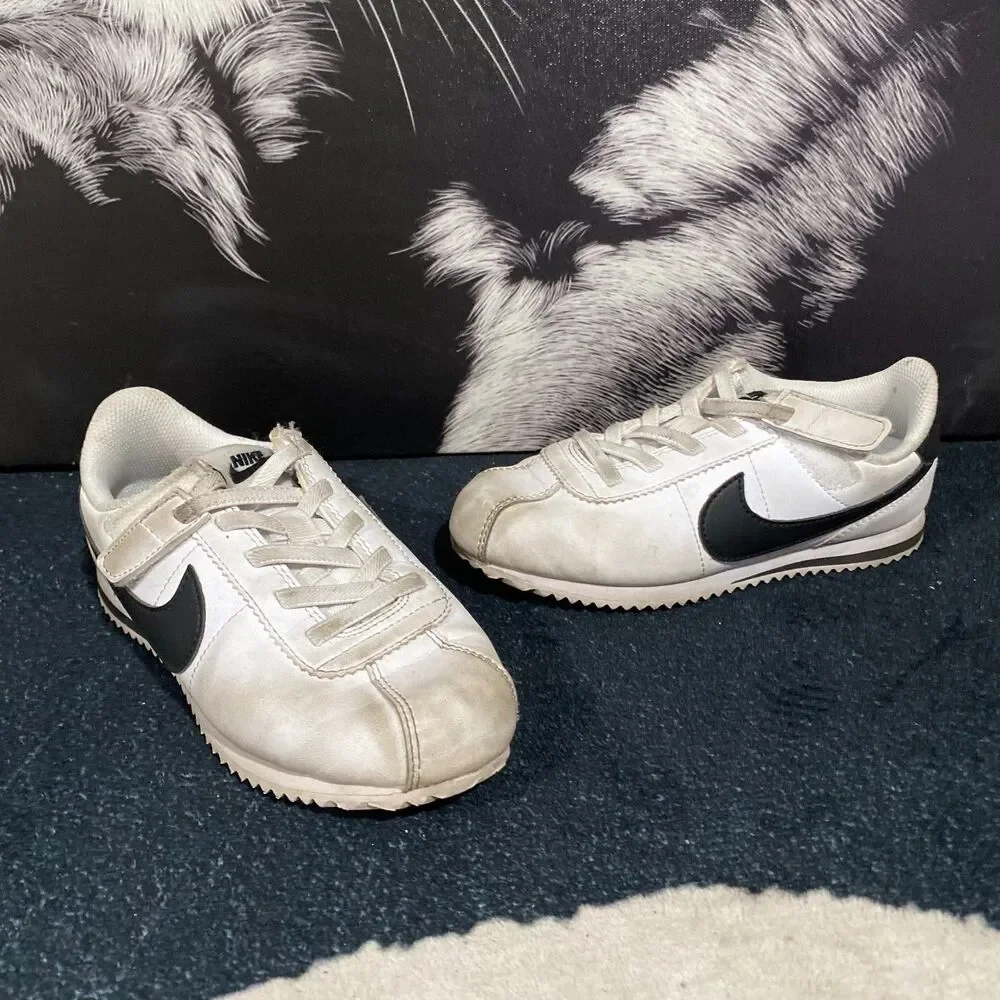 Nike Cortez EasyOn DM0951-108 Athletic Sneaker Boys 12.5C White Leather Walking